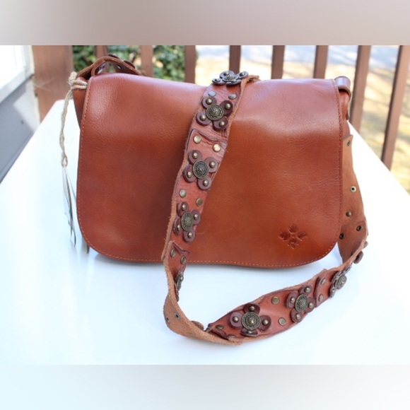 NWT Patricia Nash Italian leather saddle bag - Picture 4 of 16